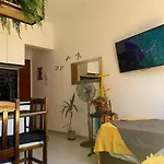 Charmoso Estudio Na Lapa - Rj